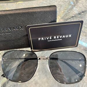Prive Revaux NIB Full Set Unisex Polarized Sunglasses Aviator Silver Floridian